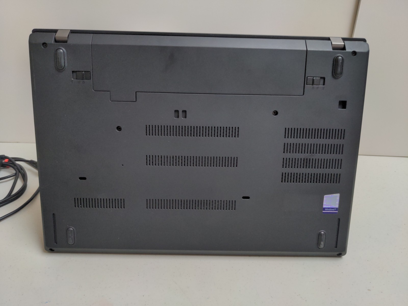 Lenovo Thinkpad T480 – i7-8550U, 12GB RAM, 256GB SSD, 1080p [Read]