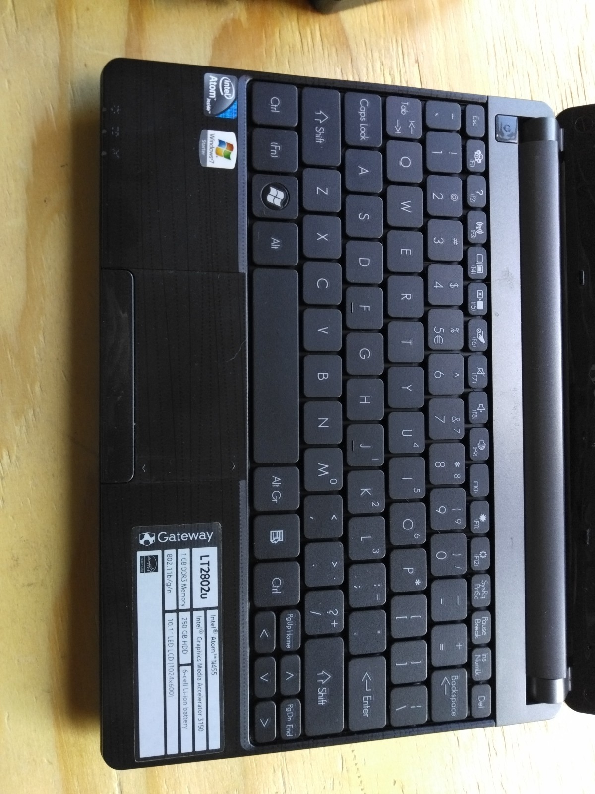 Gateway LT2802u 10.1″ Netbook-Intel Atom N455-120GB SSD-2GB RAM-Windows 7-Office