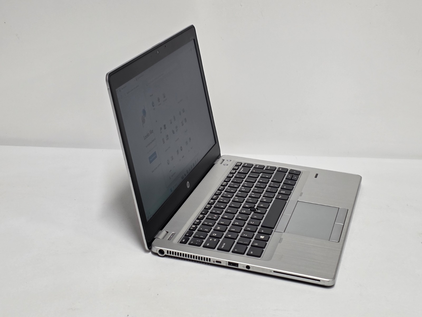HP ELITEBOOK FOLIO 9470M 14″i5-3427U 8GB 128GB SSD + 500GB FAULTY KEYBOARD