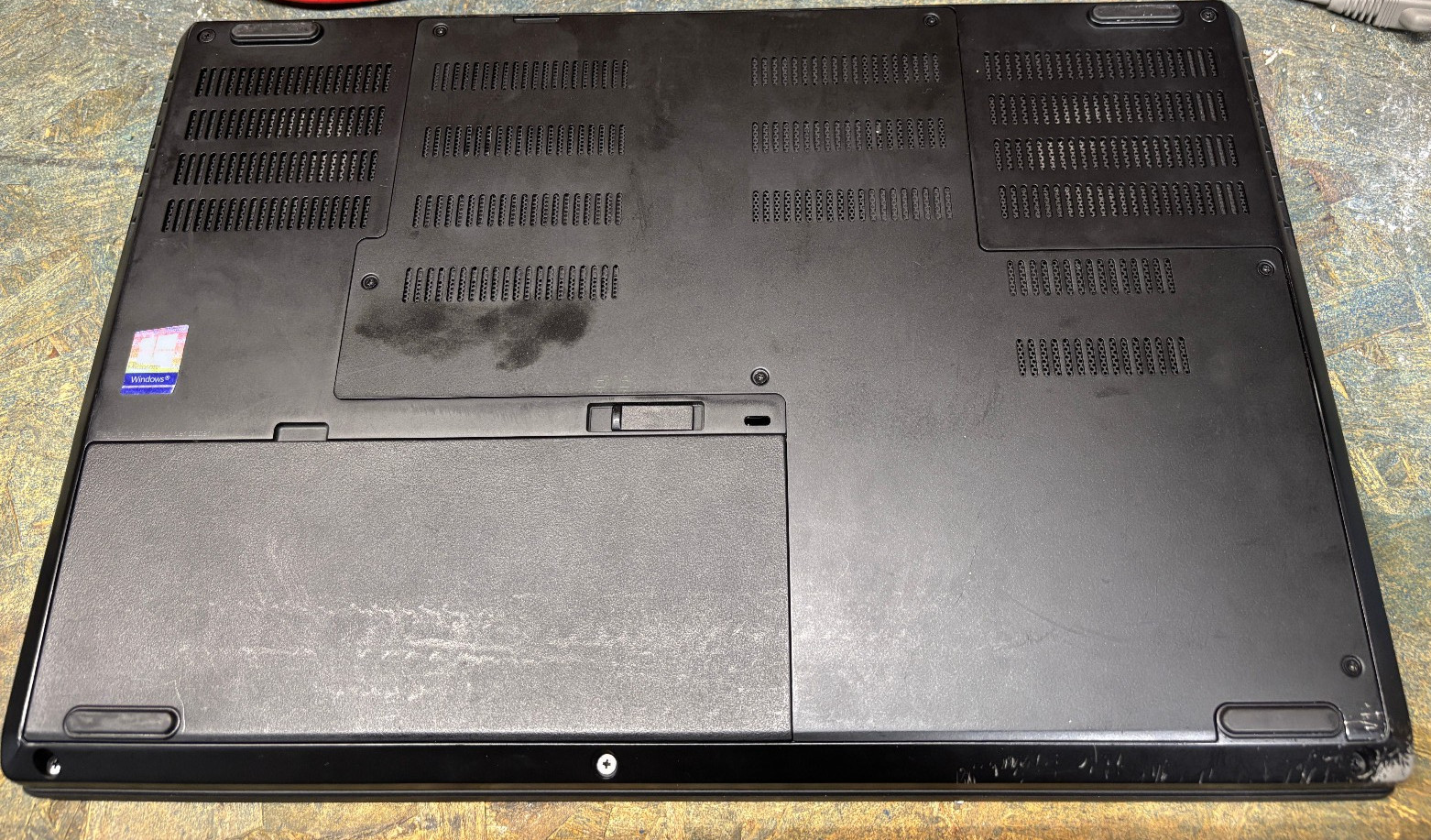 Lenovo ThinkPad P52 15.6″ Intel Xeon E-2176M 16GB 512GB SSD NVIDIA P2000