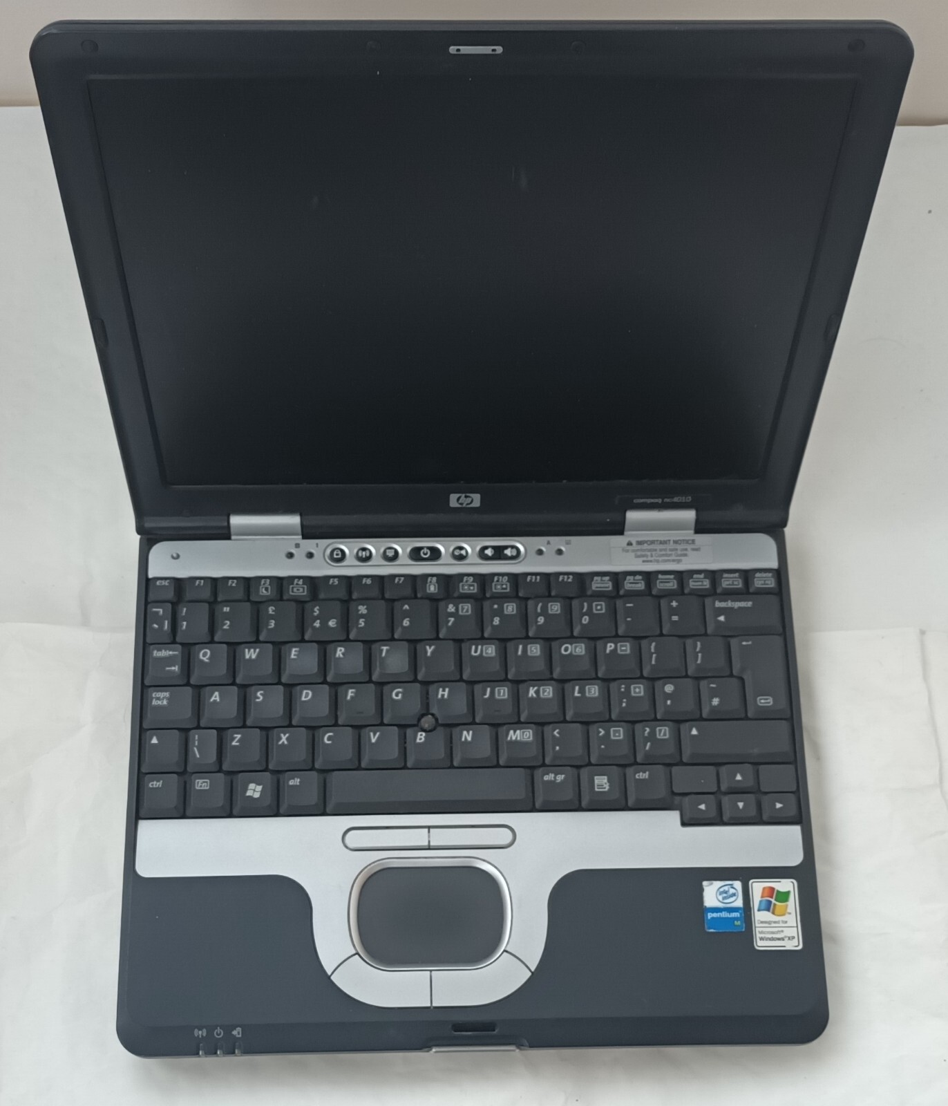 Compaq nc4010 Laptop 358809-001 12.1″ 512MB 60GB Wi-Fi Windows XP ATI Radeon