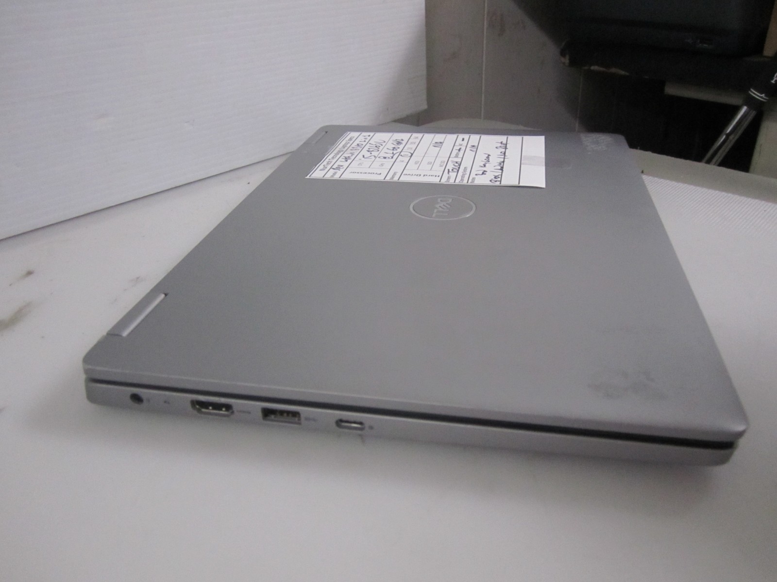 Dell 3310 2 in 1 I5-8265U 1.60GHZ 8GB NO HDD/AC/OS LAPTOP BIOS READ