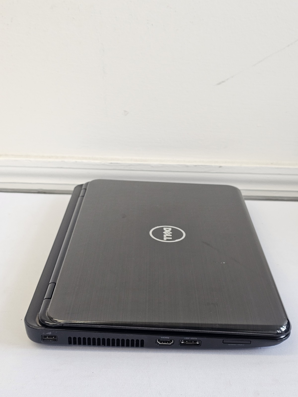 Dell Inspiron N5110 Laptop – Intel i3-2310M – 6GB RAM – 500GB HDD BAD BATT READ