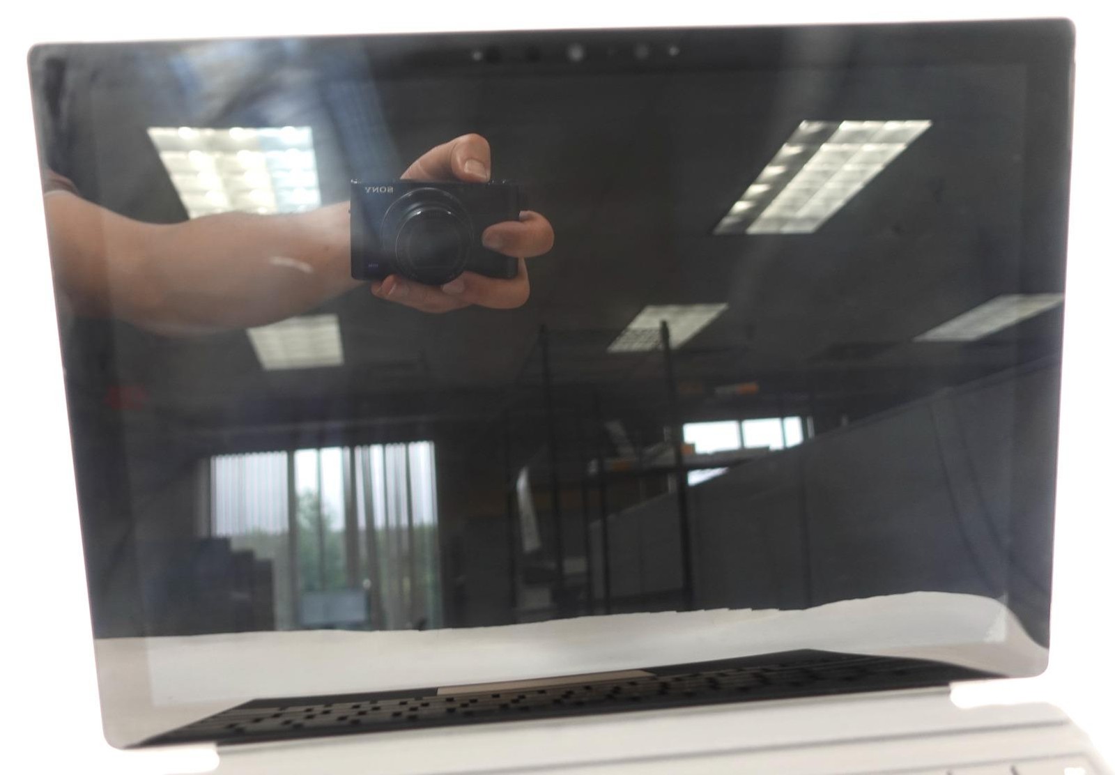 Microsoft Surface Pro7 1866 12.3″ Core i7-1065G7 1.3GHz 16GB 256GB SSD
