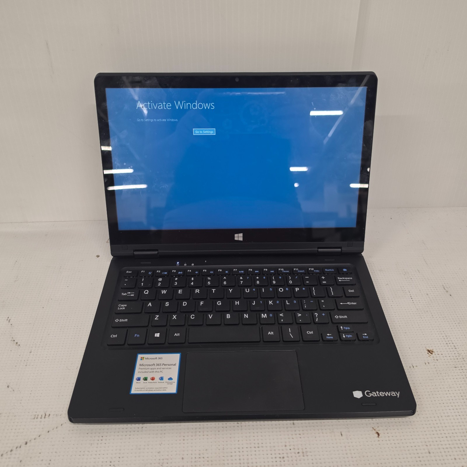 Gateway Laptop 11.6″ Intel Celeron 1.10Ghz 4GB Ram 64GB SSD Win 10 Home (S/Demo)