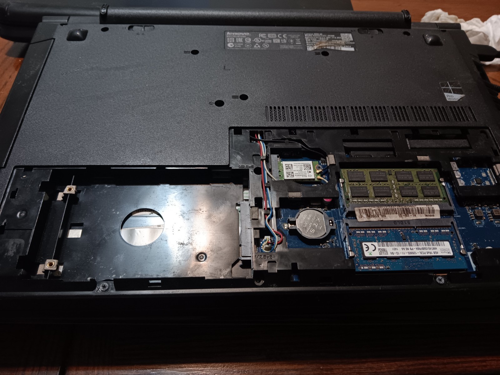 Lenovo B50-45 E1-6010 8GB RAM 500GB HDD RADEON R2 NO AC #04