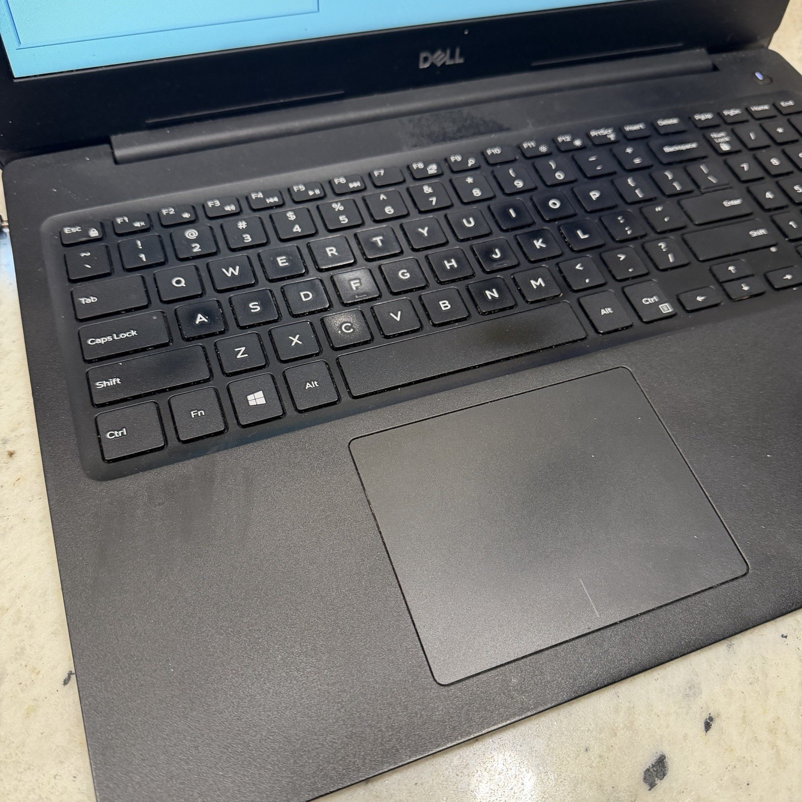Dell Latitude 3590 i5-8250U 1.6GHz No RAM/No HDD Tested To Bios Boot