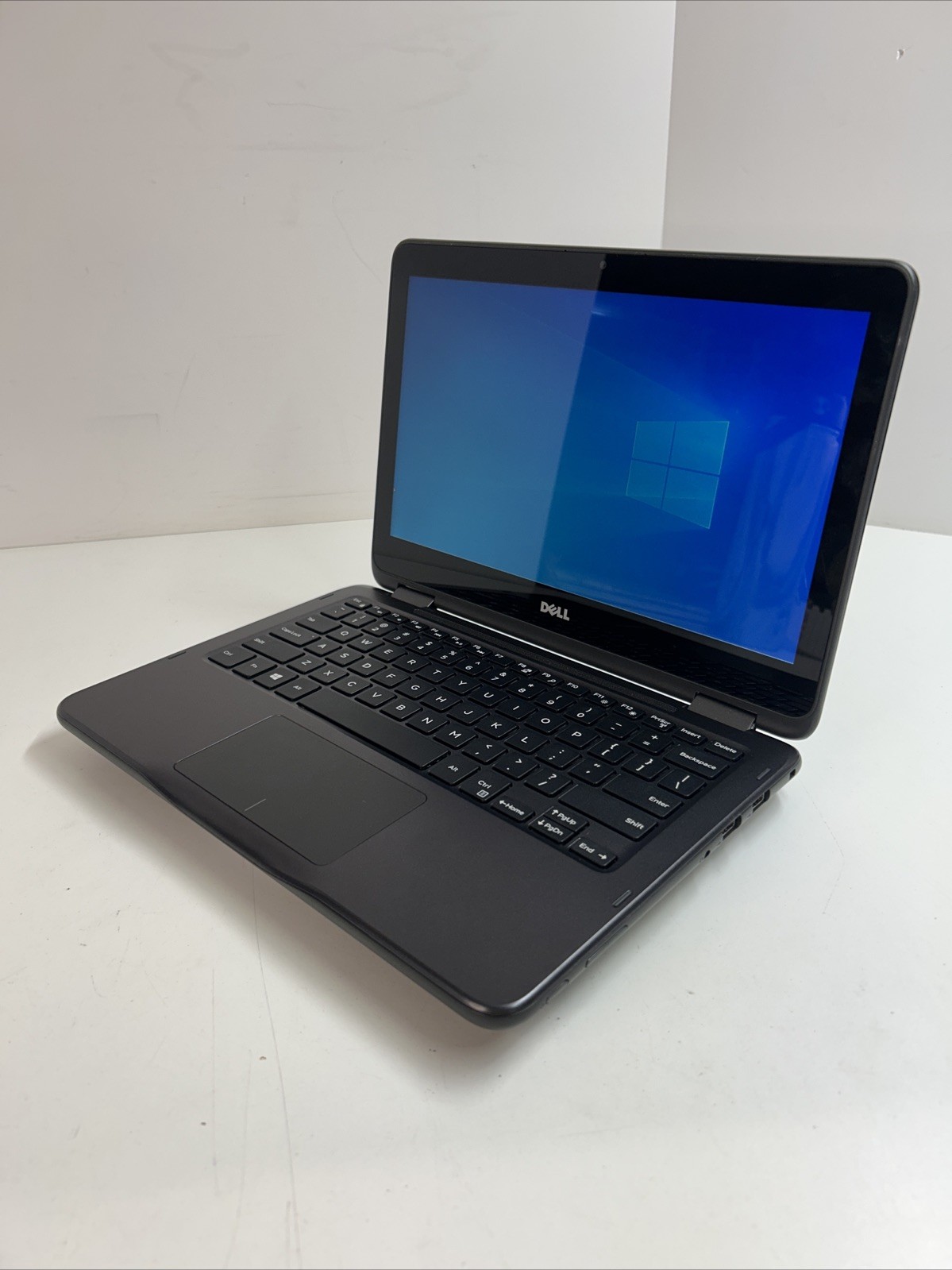 Dell Inspiron 3185 Touch Convertible PC AMD A6-9220e 32GB eMMc 8GB RAM W10P