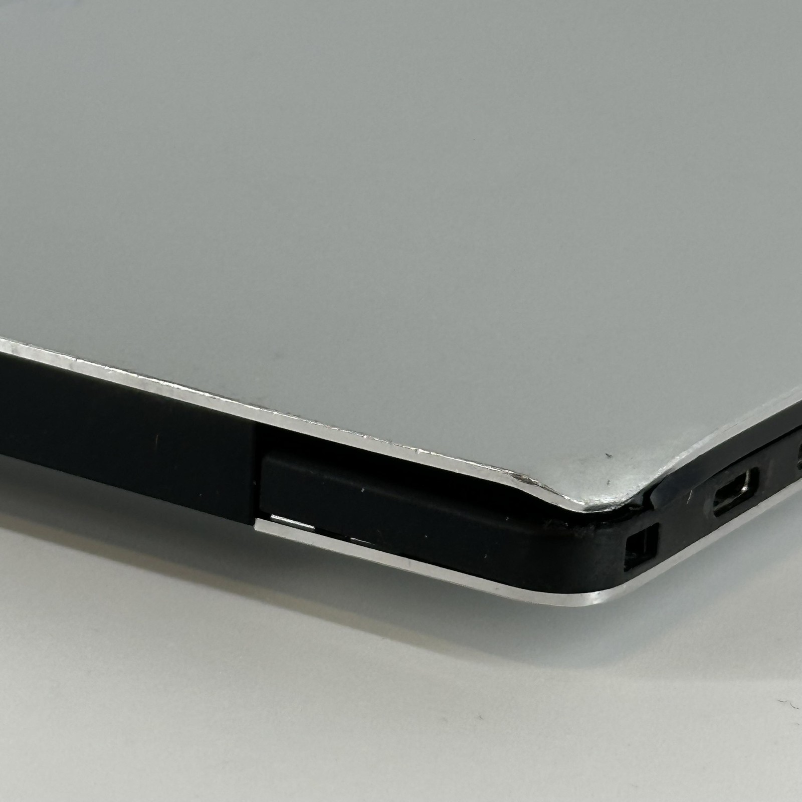 Dell XPS 13 7390 Silver FHD TOUCH i5-10210U 1.60GHz 8GB 256GB SSD Good