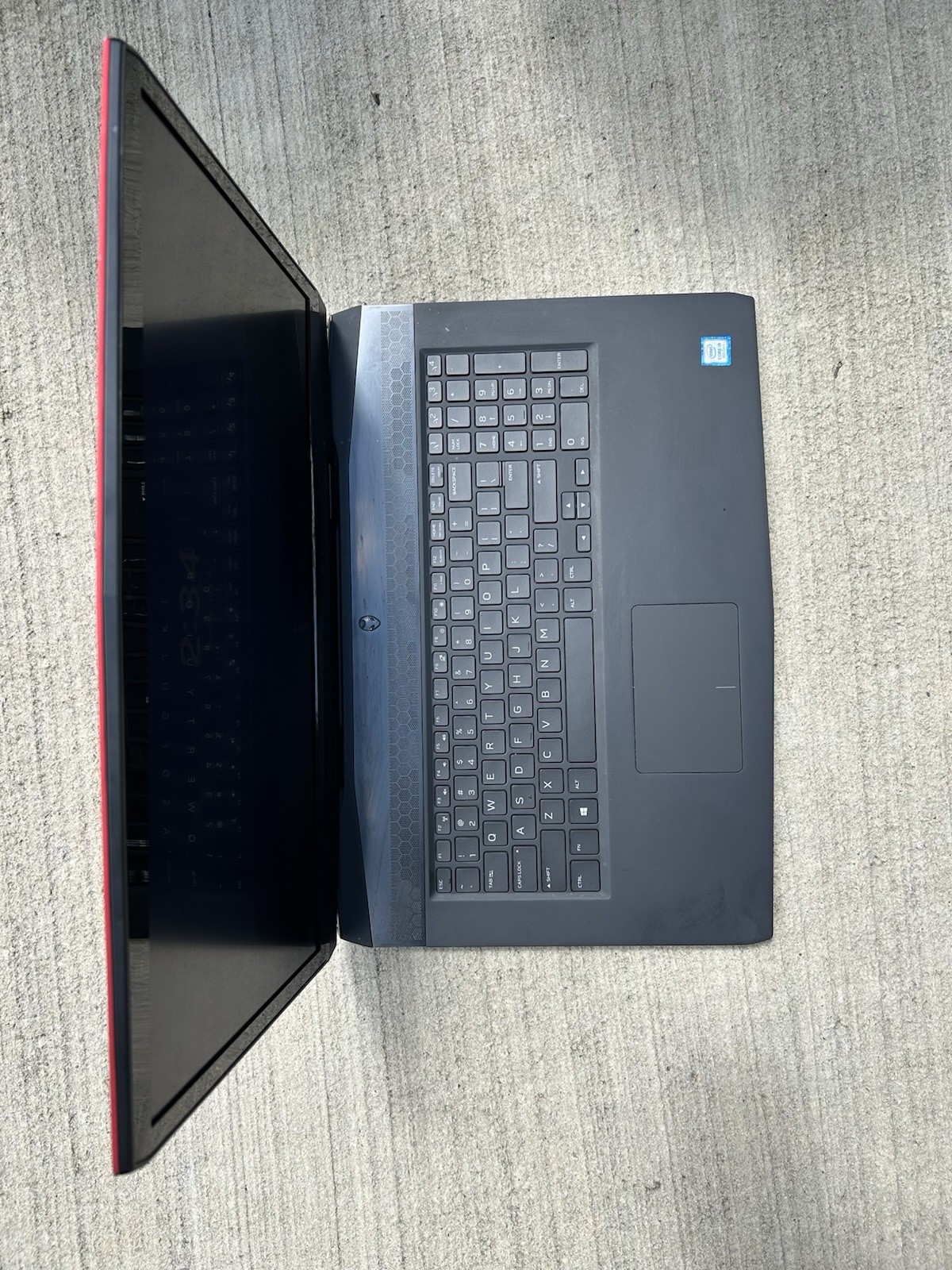 Alienware M17