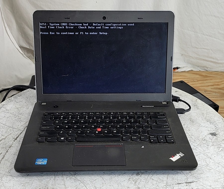 LENOVO ThinkPad Edge E431 627758U Laptop Core I3-3120M 8GB SEE NOTES