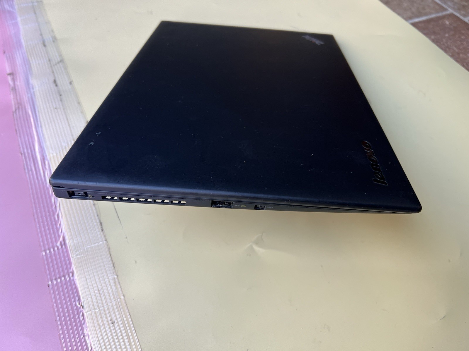 LenovoThinkPad X1 Carbon Core i5-3317U 128GB SSD 4GB RAM BACKLIT WEBCAM 1600X900