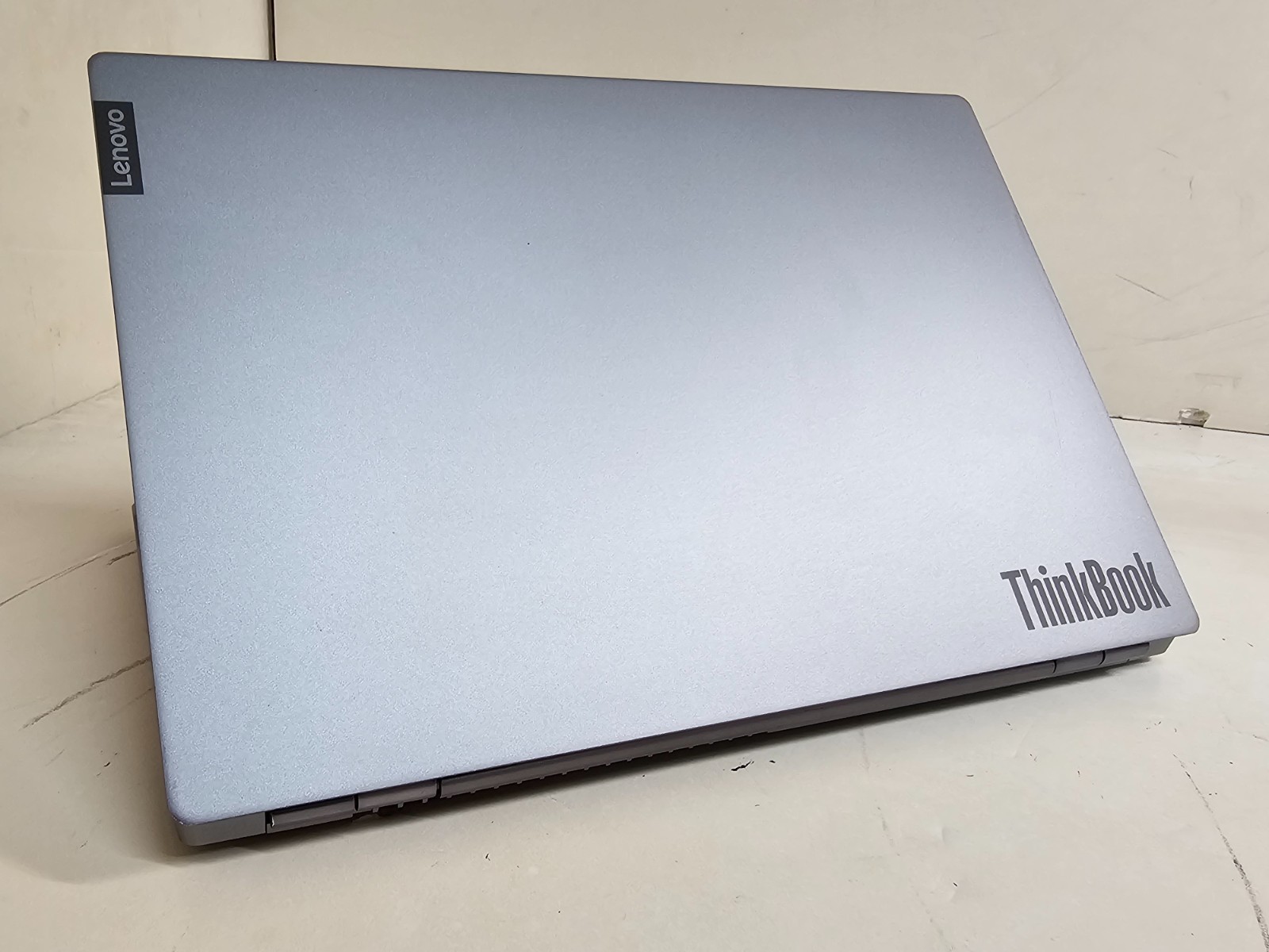 Lenovo ThinkBook 14s-IWL Laptop – 1.8 GHz i7-8565U 16GB 512GB Webcam 14″ 20RM 1