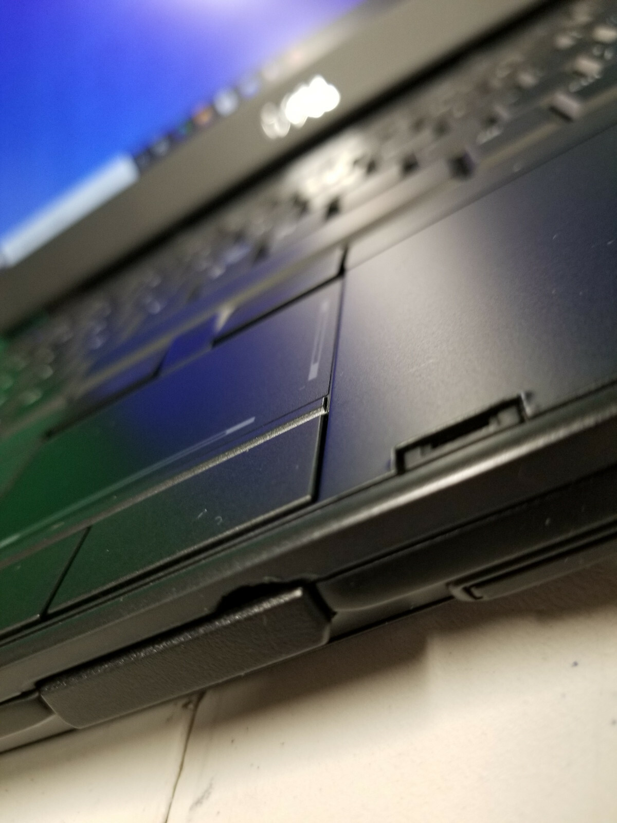 Dell Latitude E6410 Intel i7 2.67Ghz 240gb SSD 8gb Ram 9 Cell Bat Windows 10