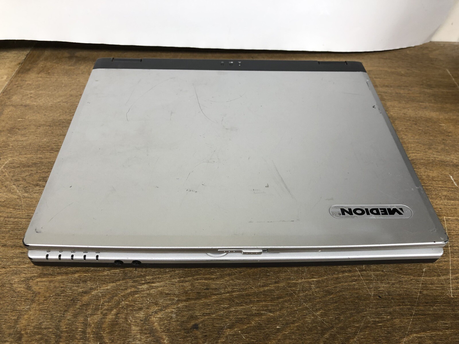 MEDION MAM2010 LAPTOP XP HOME WIRELESS NICE