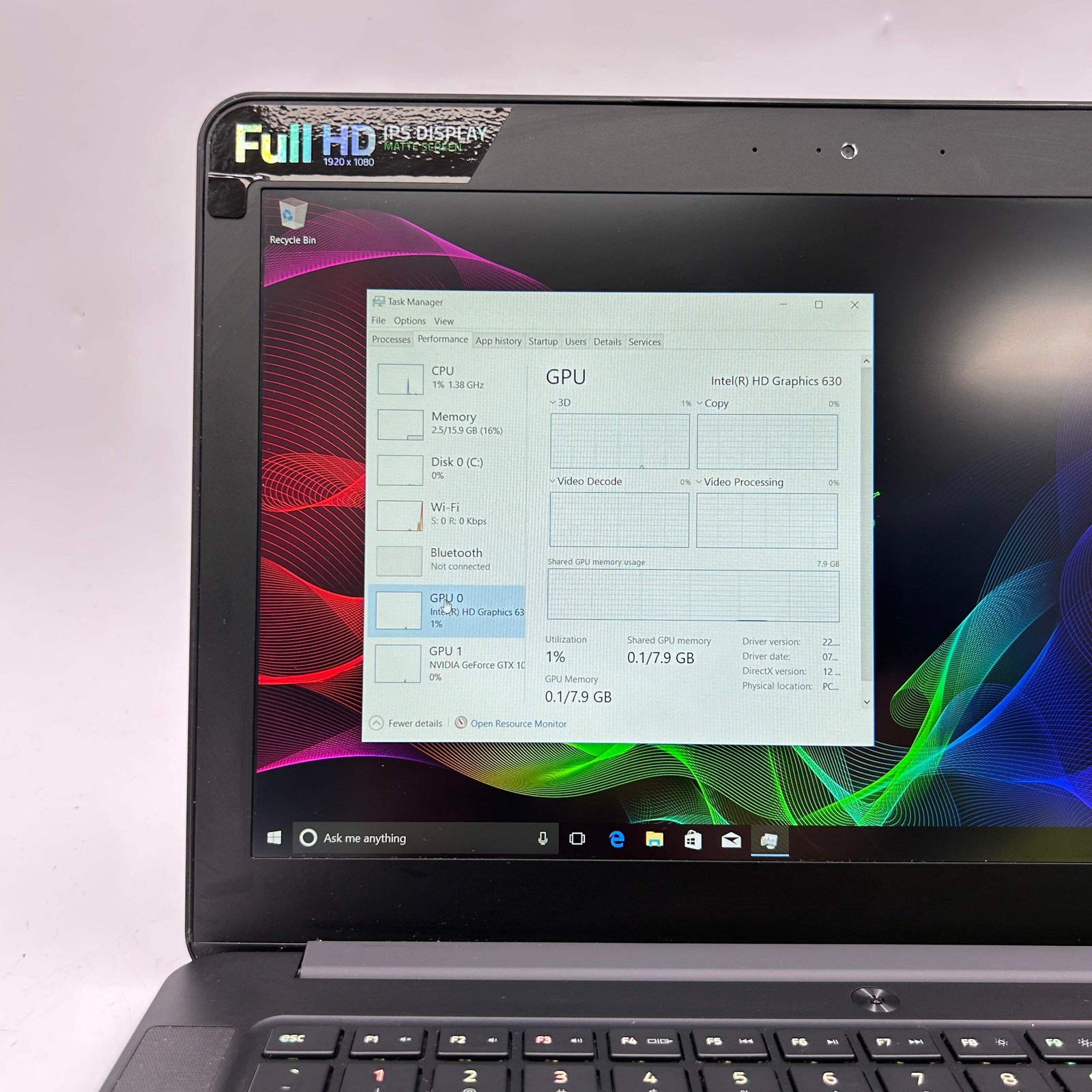 Razer Blade 14 RZ09-01953E71 14″ i7-7700HQ 16GB RAM 256GB SSD GeForce GTX 1060