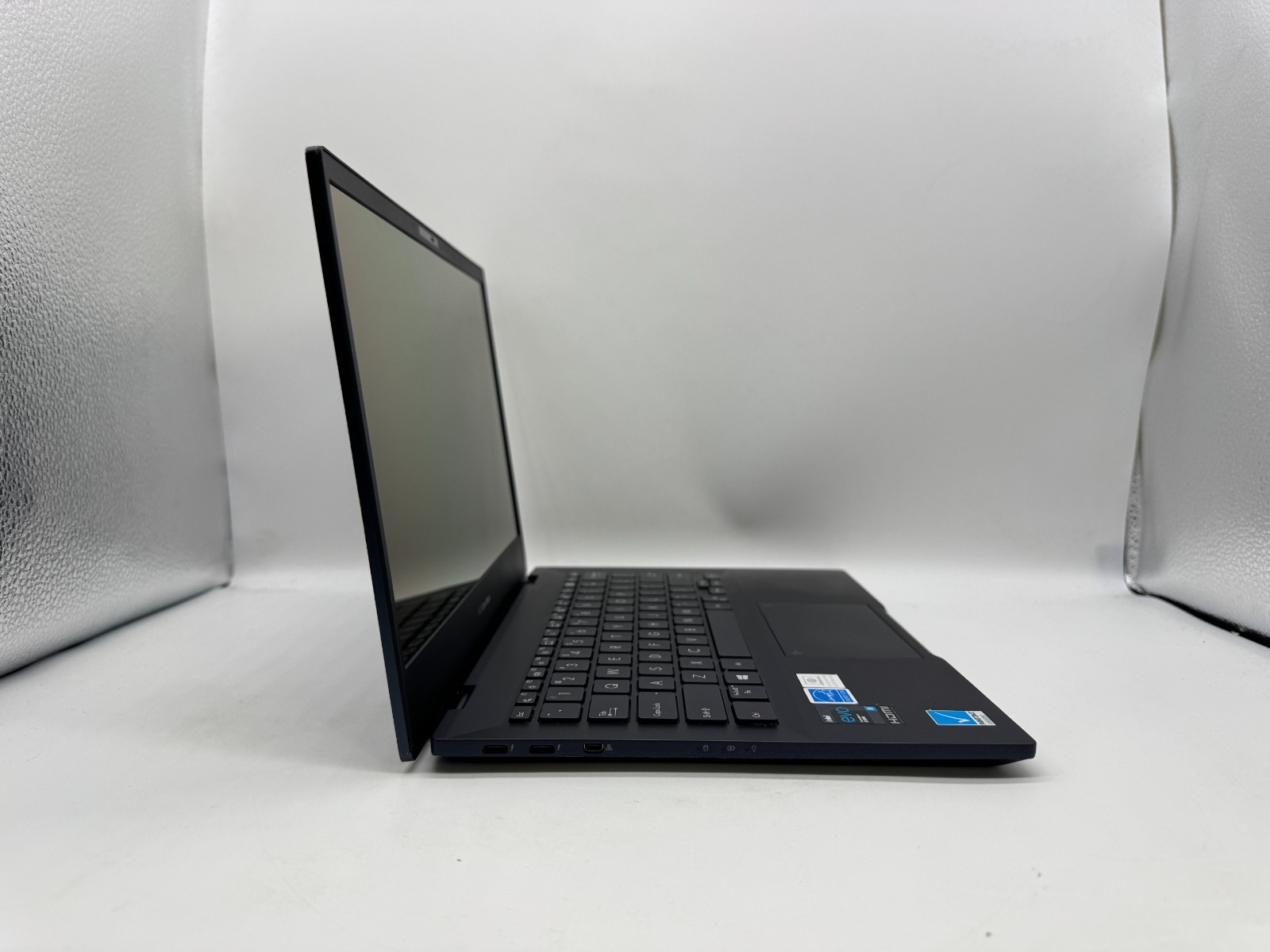 ASUS ExpertBook B5302CE 13.3″ FHD Laptop intel i5-1135G7 16GB 512GB SSD Win11Pro