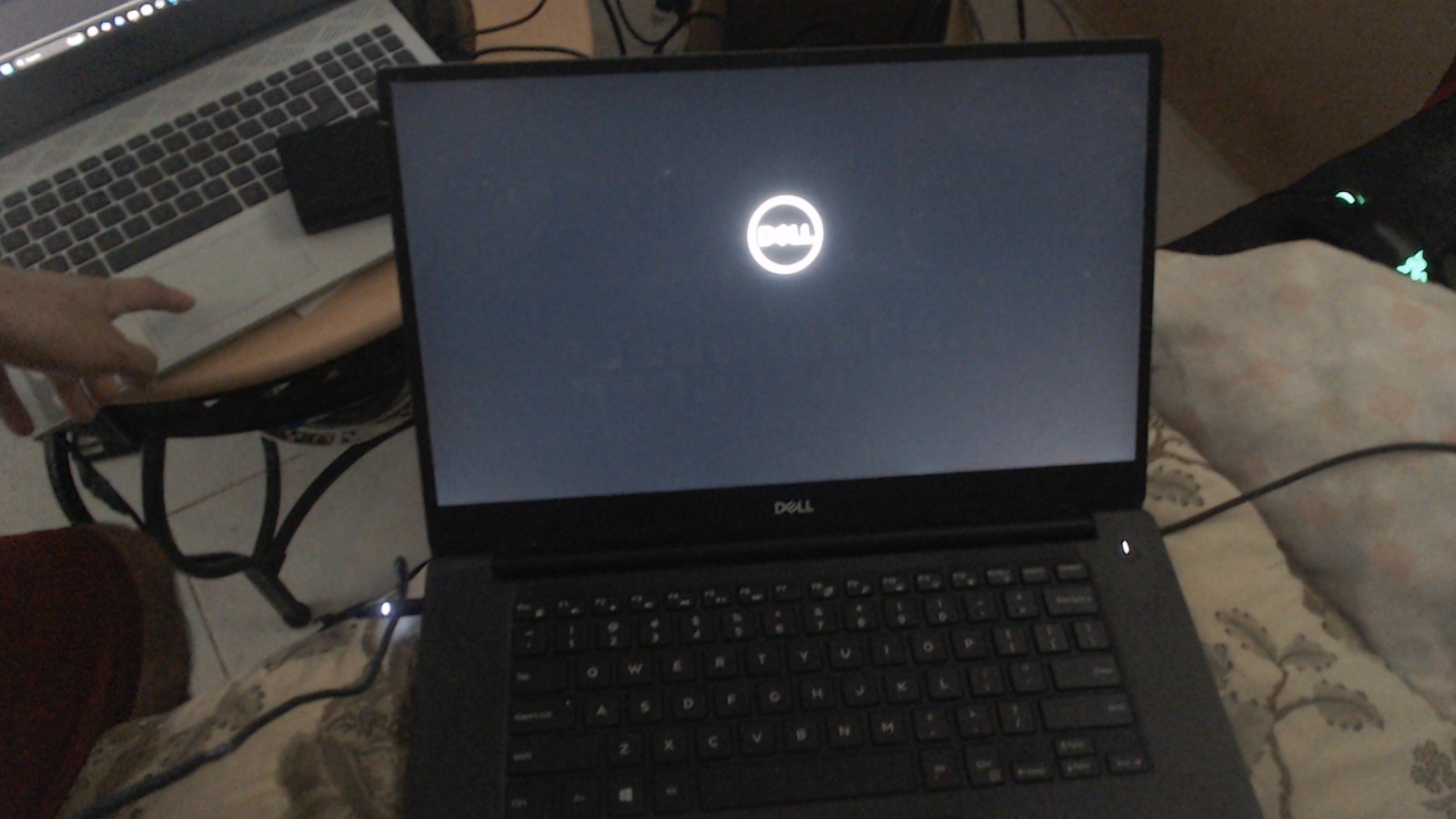 Dell Precision 5540 Laptop i5 9th Gen 256 GB SSD 16 GB Ram (READ DESCRIPTION!)