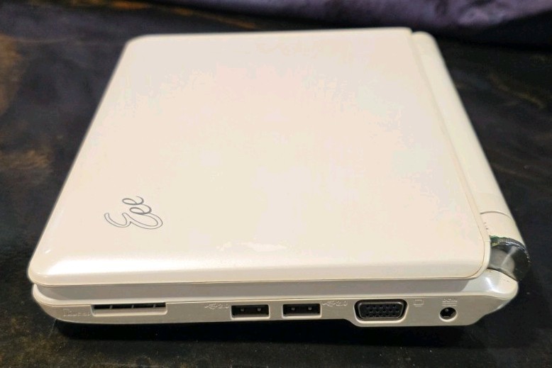 Asus EeePC 901 10” Retro Netbook Laptop Wifi Office Webcam SSD Linux WORKING