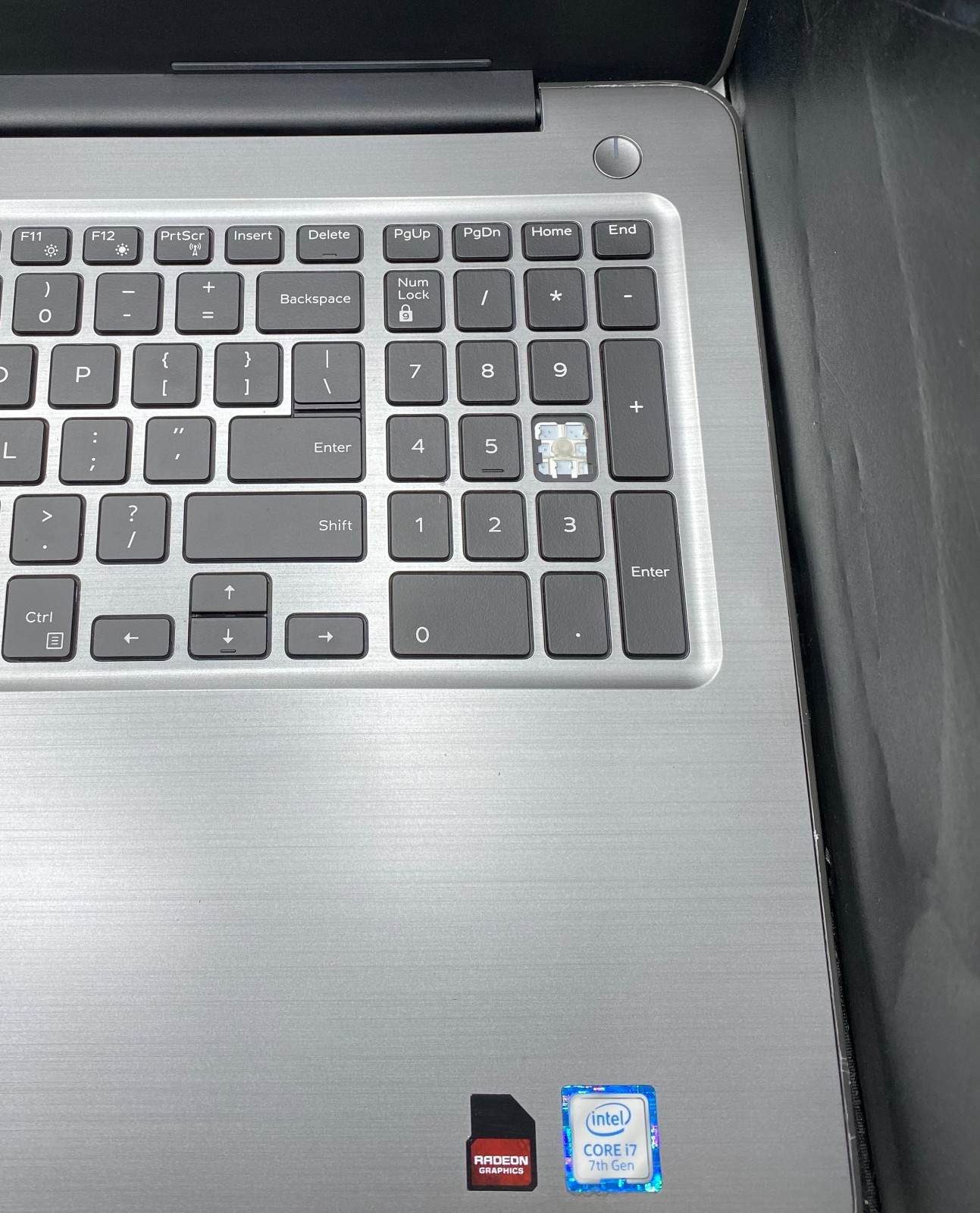 Dell Inspiron 15 5567 15.6″ Laptop Intel Core i7-7500U 16GB RAM 512GB SSD