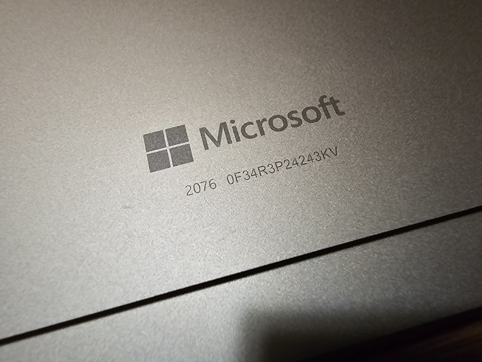Microsoft Surface Pro 11 2076 Dune 13″ Snapdragon X Plus 16 GB 512 SSD Win 11