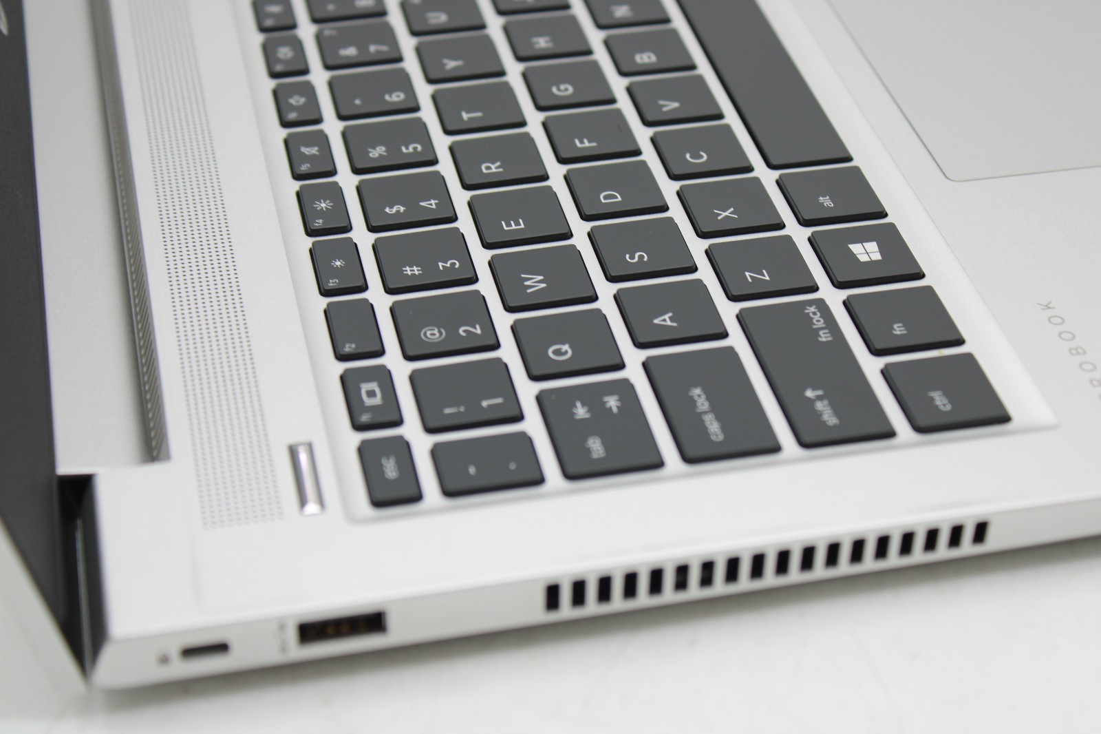HP ProBook 430 G7 – W11 Pro, 256GB SSD, 16GB RAM, Intel Core i5-10210U