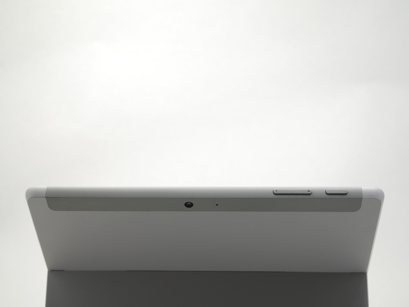 Microsoft Surface Go 2 10.5″ Intel Pentium Gold RAM 4GB SSD 64GB STX-00016