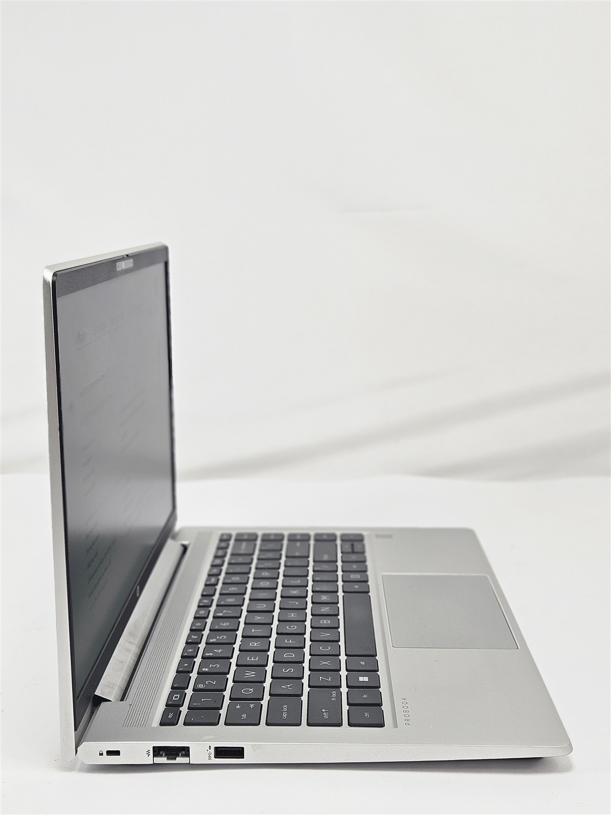 HP ProBook 445 G10 Ryzen 5 7530U 32GB 256GB SSD 14″ FHD Vega 7