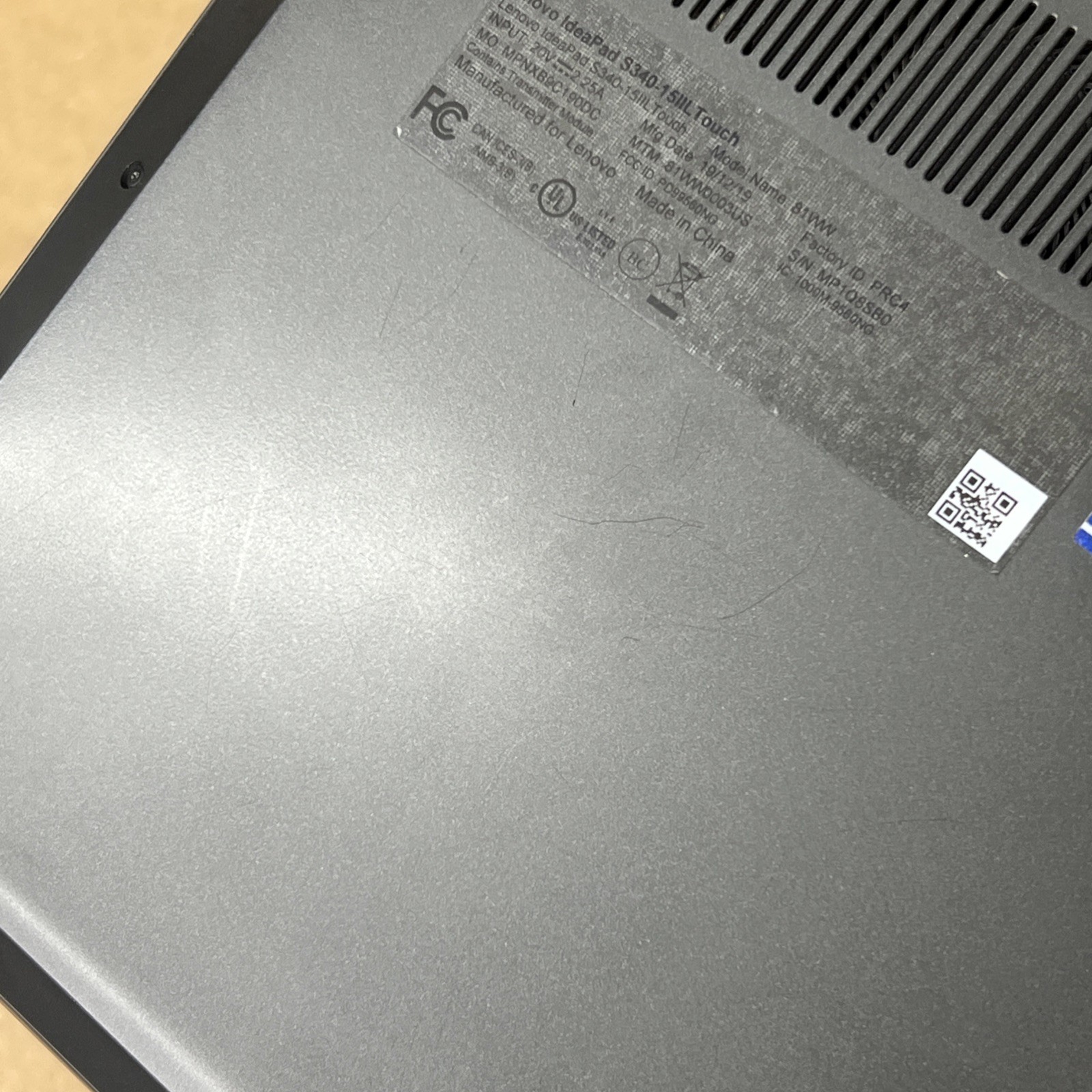 Lenovo IdeaPad S340-IIL Touch i3-1005G1 8GB Ram 256GB – Fair *For Parts, Read*
