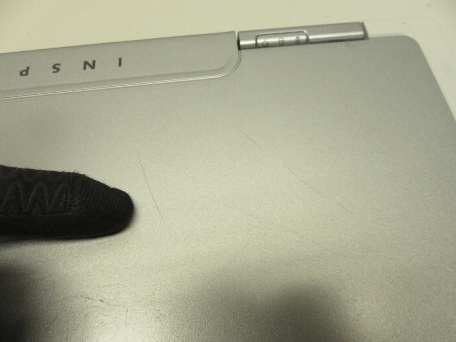 Dell Inspiron 9400 Intel Pentium Dual-Core 1.73GHz 1024 MB NO HDD No Batt