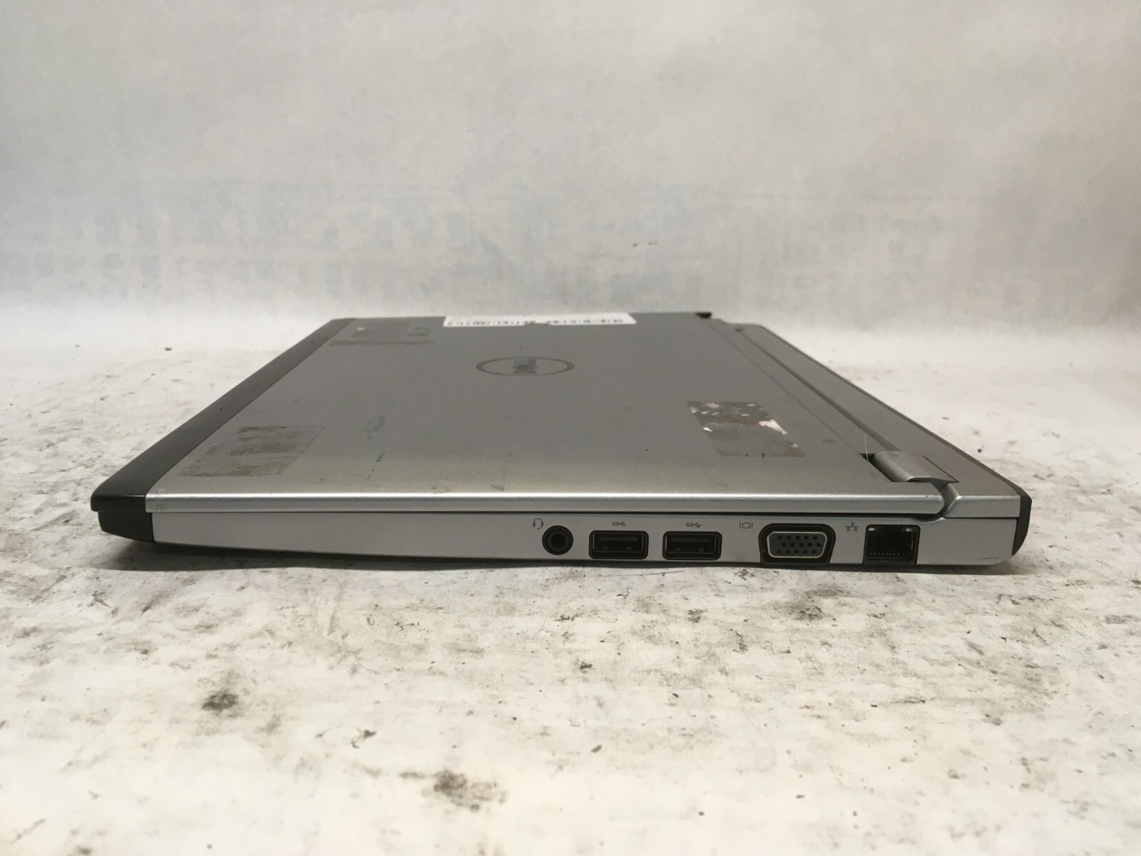 Dell Latitude 3330 14″ (AS IS) Intel Celeron – JZ