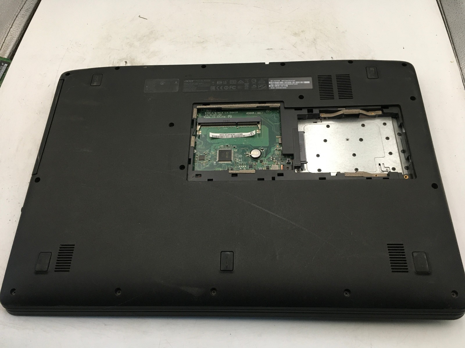 ACER ASPIRE ES1-732 – FOR PARTS/REPAIR – INTEL PENTIUM N4200 – NO RAM – READ -BB