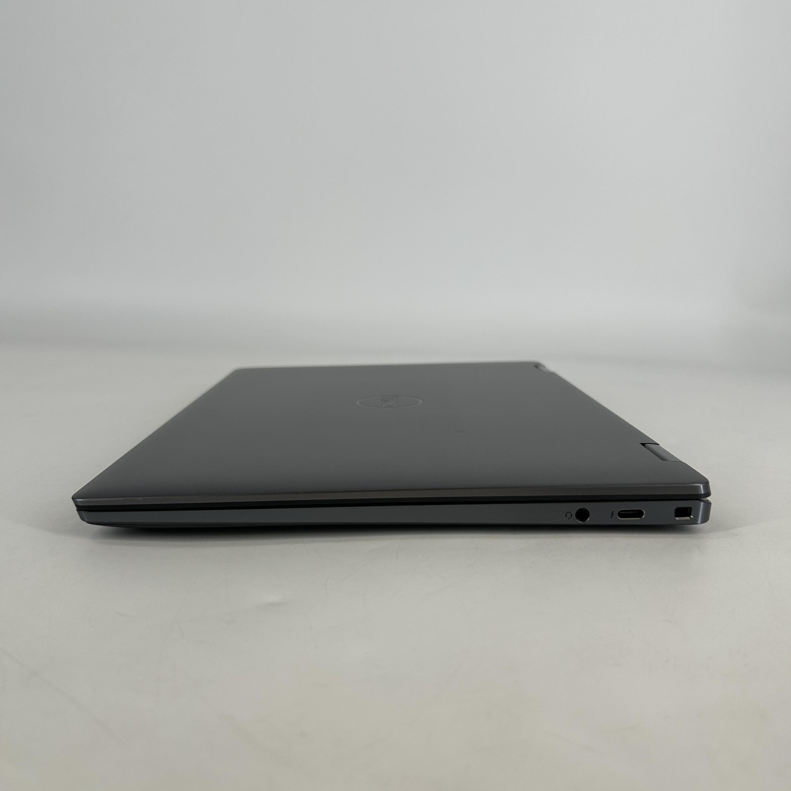 Dell Latitude 9440 (2-in-1) 14 2K TOUCH 1.8 GHz i7-1365U 32GB 1TB SSD Very Good