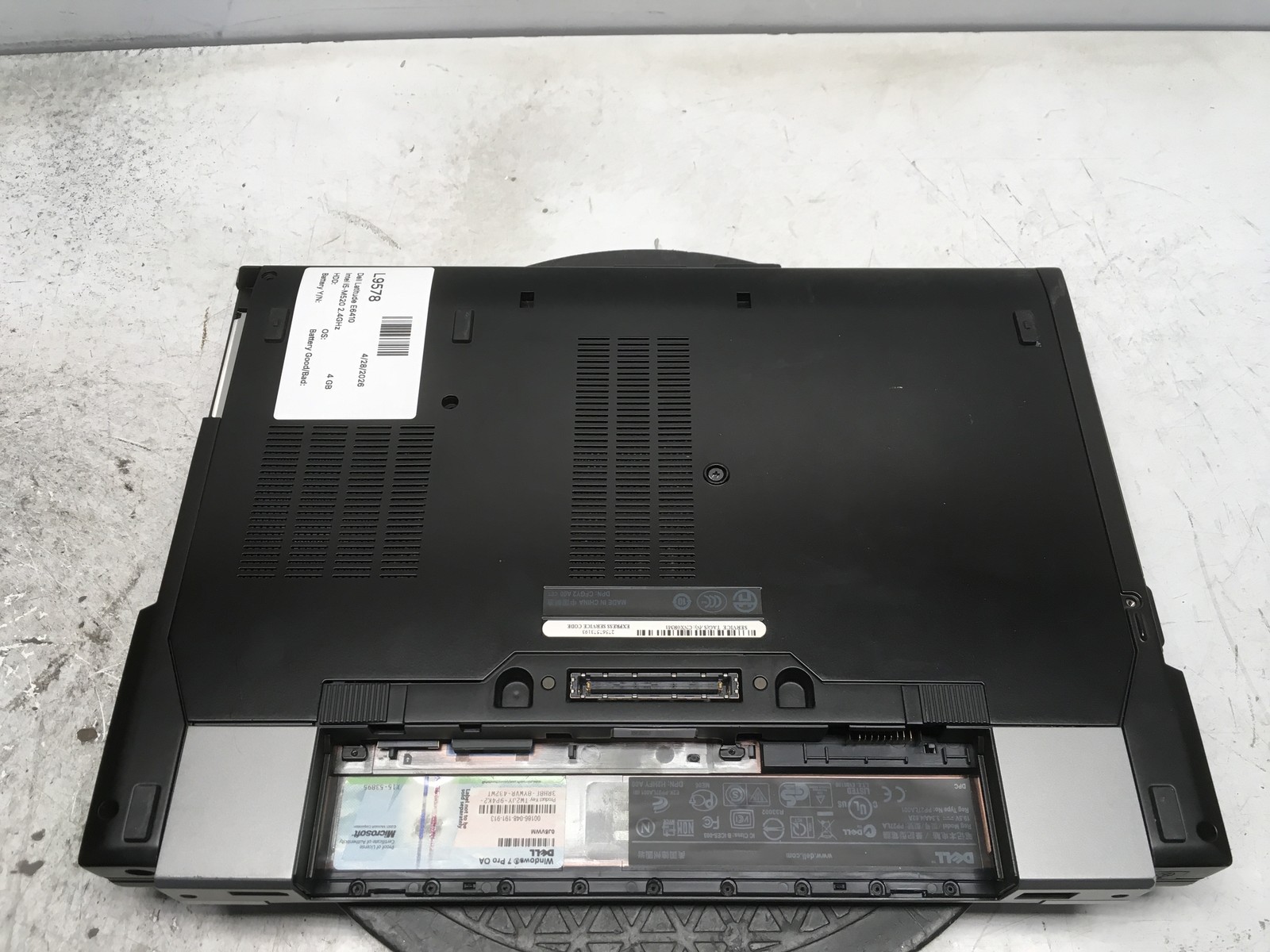 Dell Latitude E6410 Intel i5-M520 2.4GHz 4 GB NO HDD No Batt