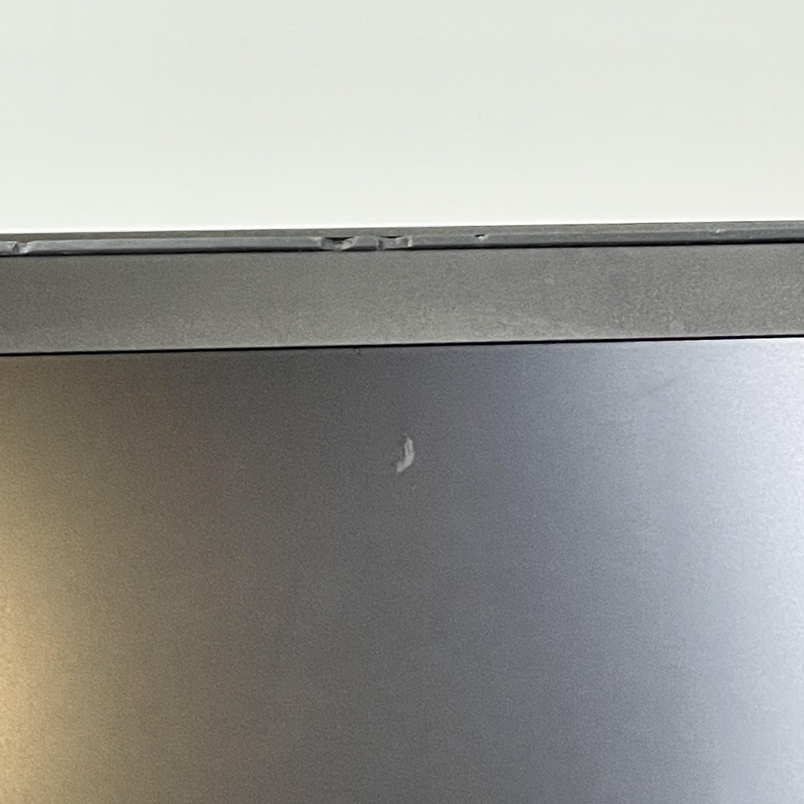 Razer Blade 17 240Hz 2K 2.4 GHz i7-12800H 64GB 1TB SSD NVIDIA RTX 3070 Ti Good