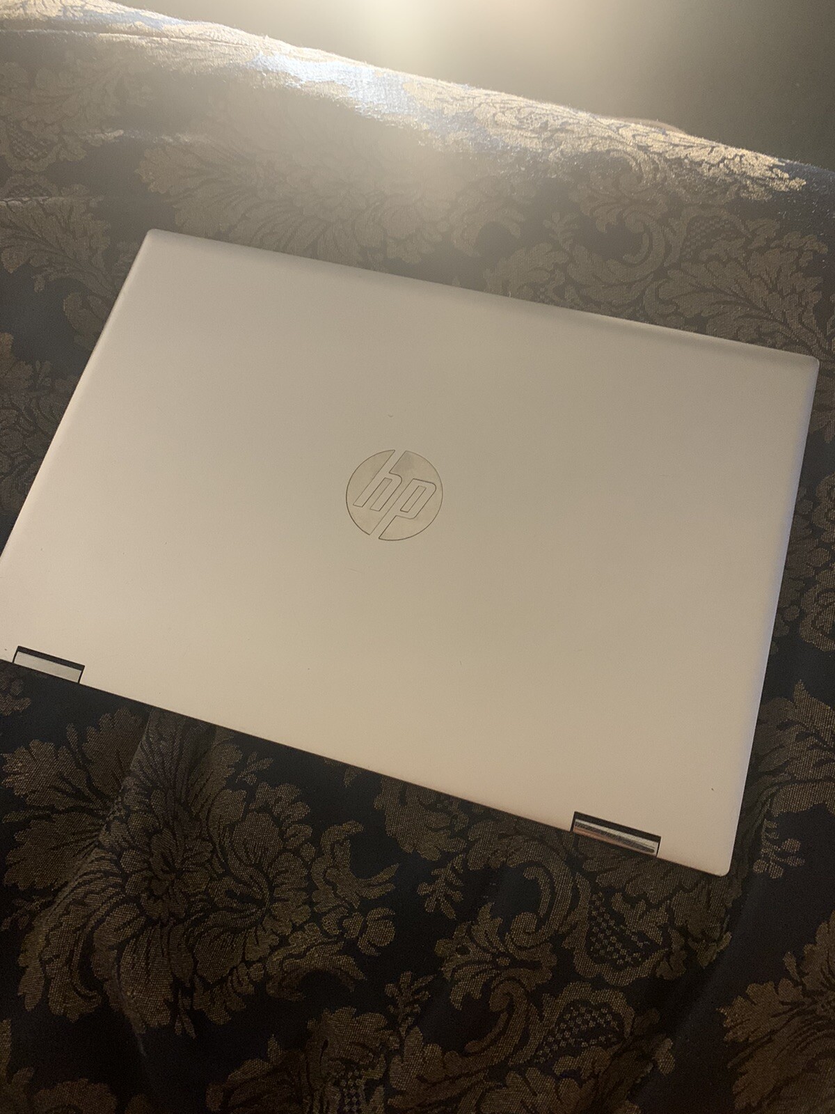 HP Pavilion 15-eg1053cl 15.6” ( 128 SSD, Intel Core i5-1155G7, 2.5GHz