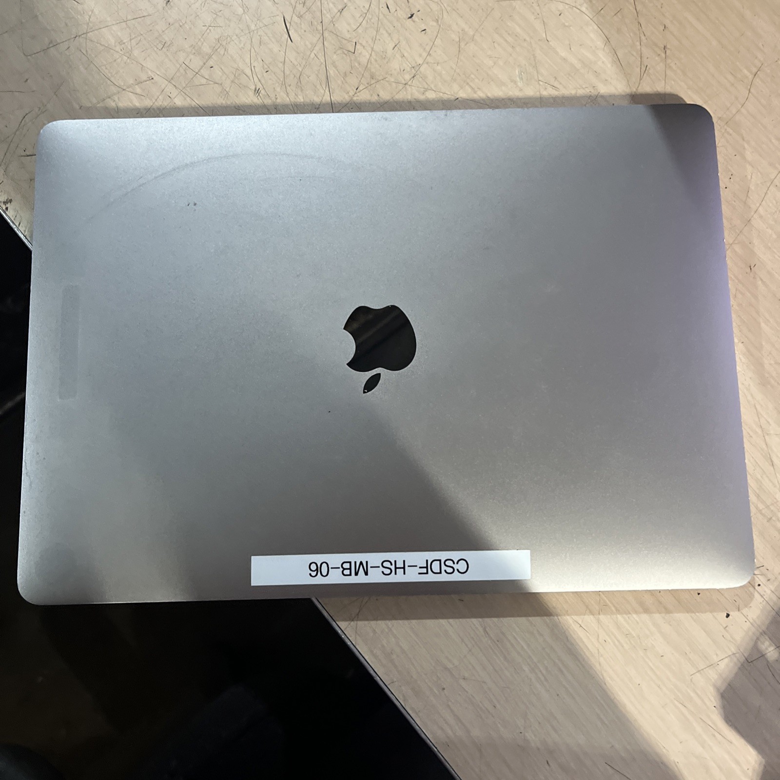 APPLE MACBOOK PRO 13″ MID-2017 CORE I5-7360U 2.3GHZ 8GB RAM NO HD