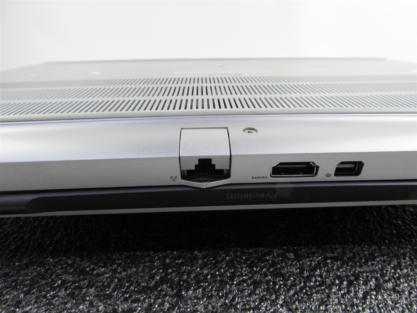 DELL PRECISION 7750 FHD CORE I7-10850H 1TB 32GB RAM RTX 4000 WIN 11 PRO NO BATT