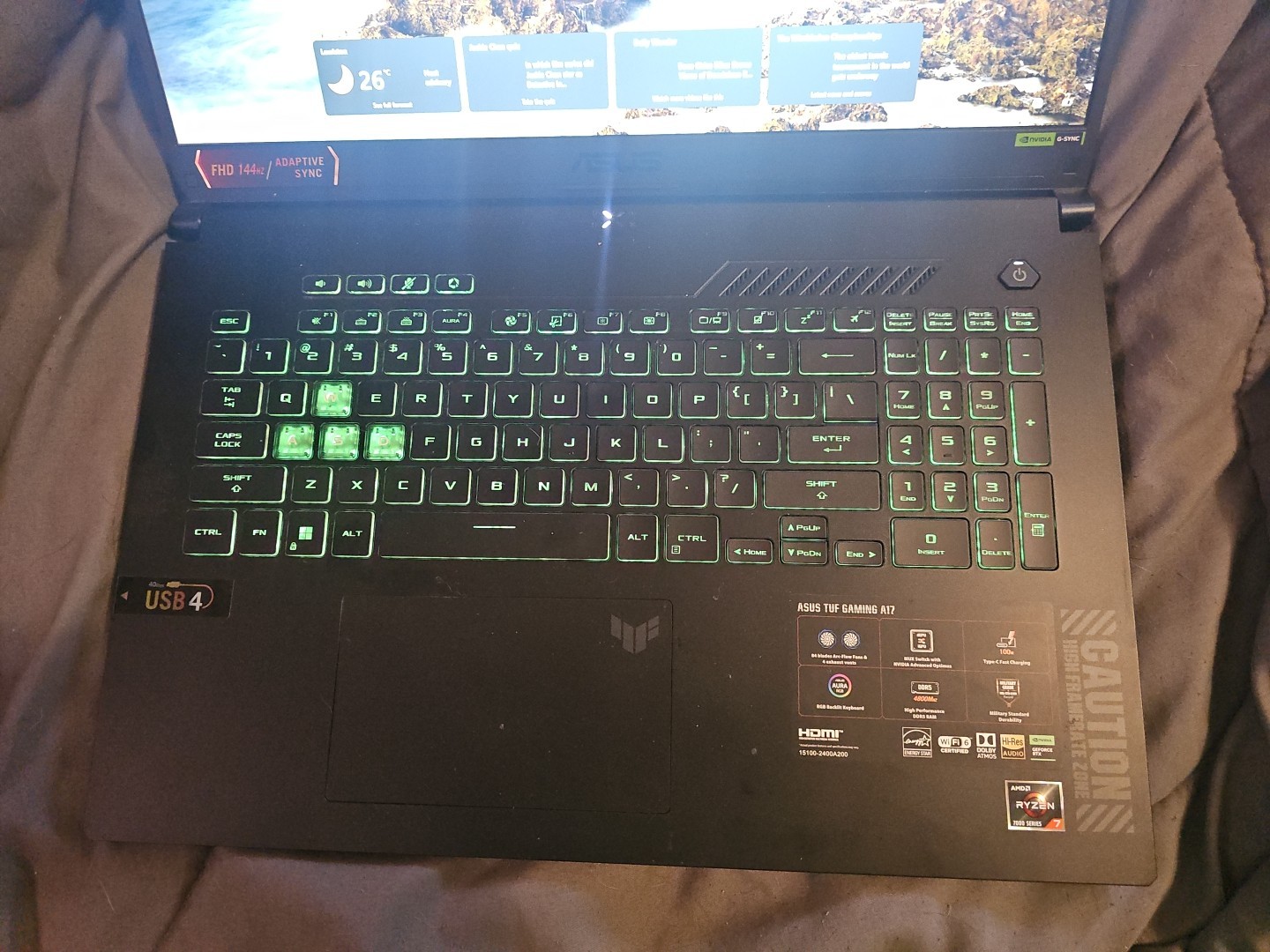 TUFF GAMEING LAPTOP 4050 17.5 DISPLAY