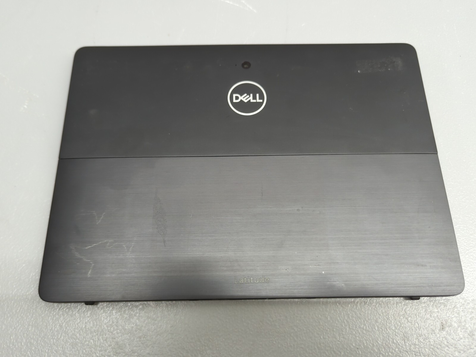 Dell 5290 2-in-1 Touch 12.3″ i5 8GB 128GB SSD Windows 11 – Webcam Faulty, No KB