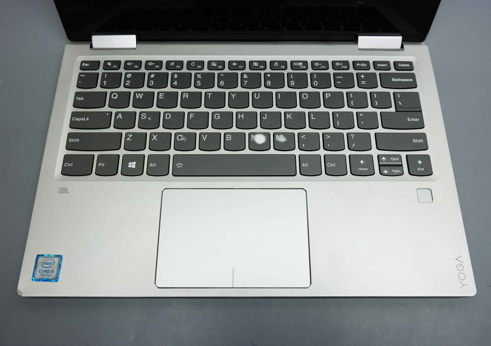 Lenovo Yoga 720 13.3″ Core i5-7200U 8GB 256GB SSD Silver