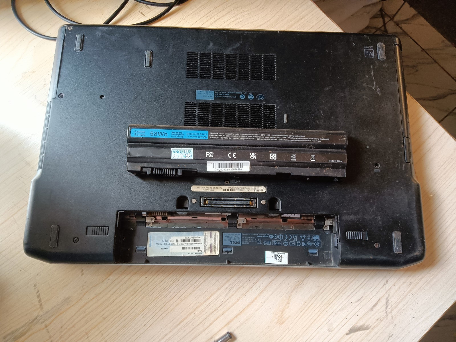 Used Dell Latitude E6530 | Intel i7 | 8GB RAM | 256GB HDD | 15.6” | Win 10 Pro