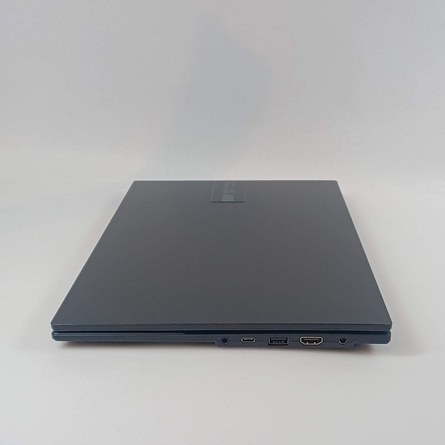 Asus Vivobook Go 15 E1504FA 15.6″ AMD Ryzen 5 40 2.8GHz 8GB RAM 512GB SSD