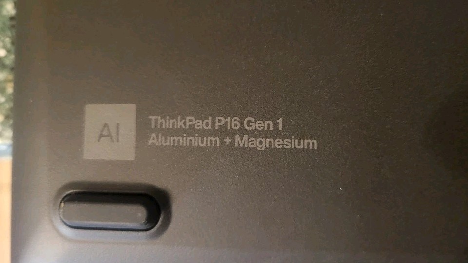 Lenovo ThinkPad P16 12th Gen i7-12850HX 24xCPU@2.1GHz 32GB RAM 512GB SSD 070101