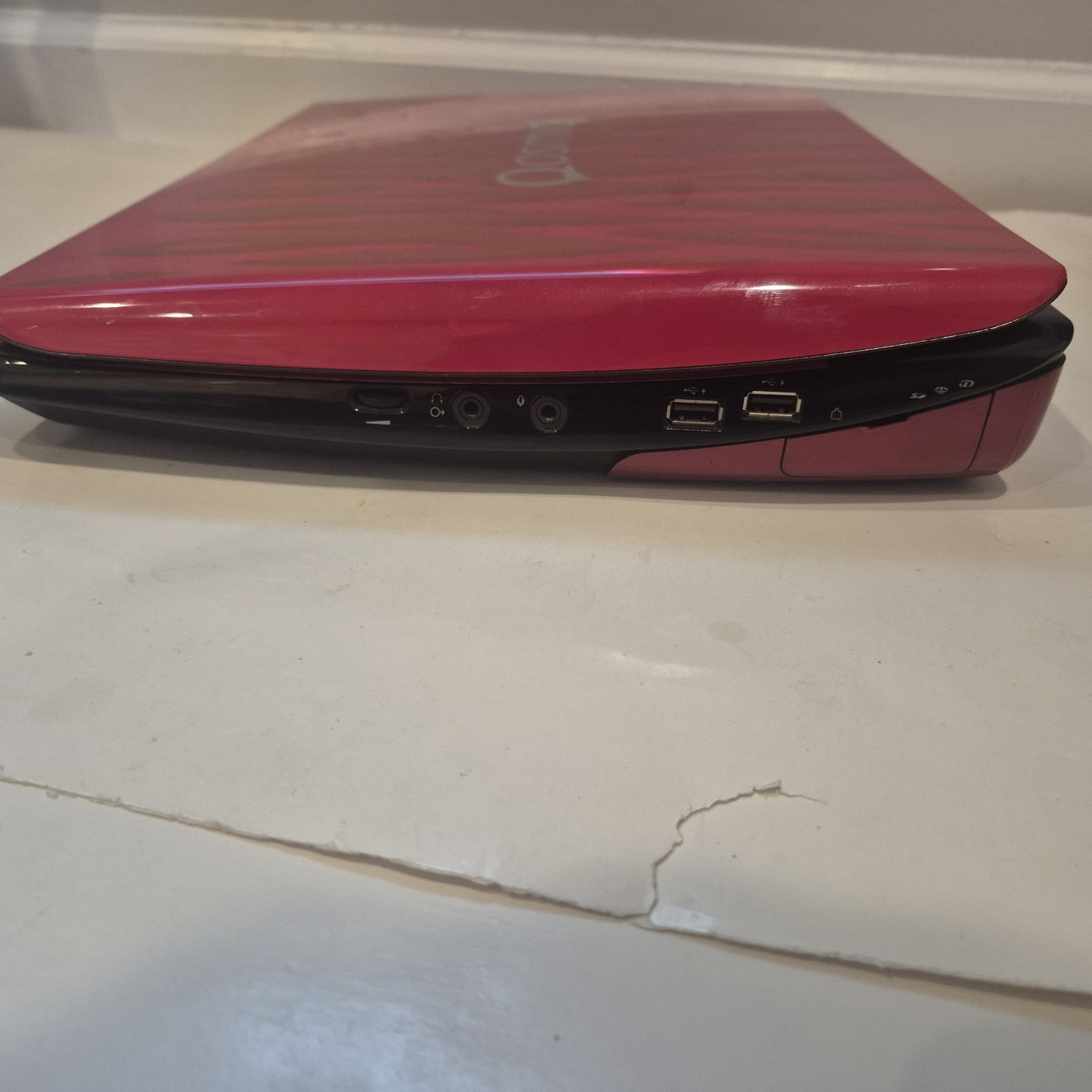 TESTED Toshiba Qosmio X305-Q705 17″ Intel Core 2 Duo 9700M GTS 4GB RAM 500GB HDD