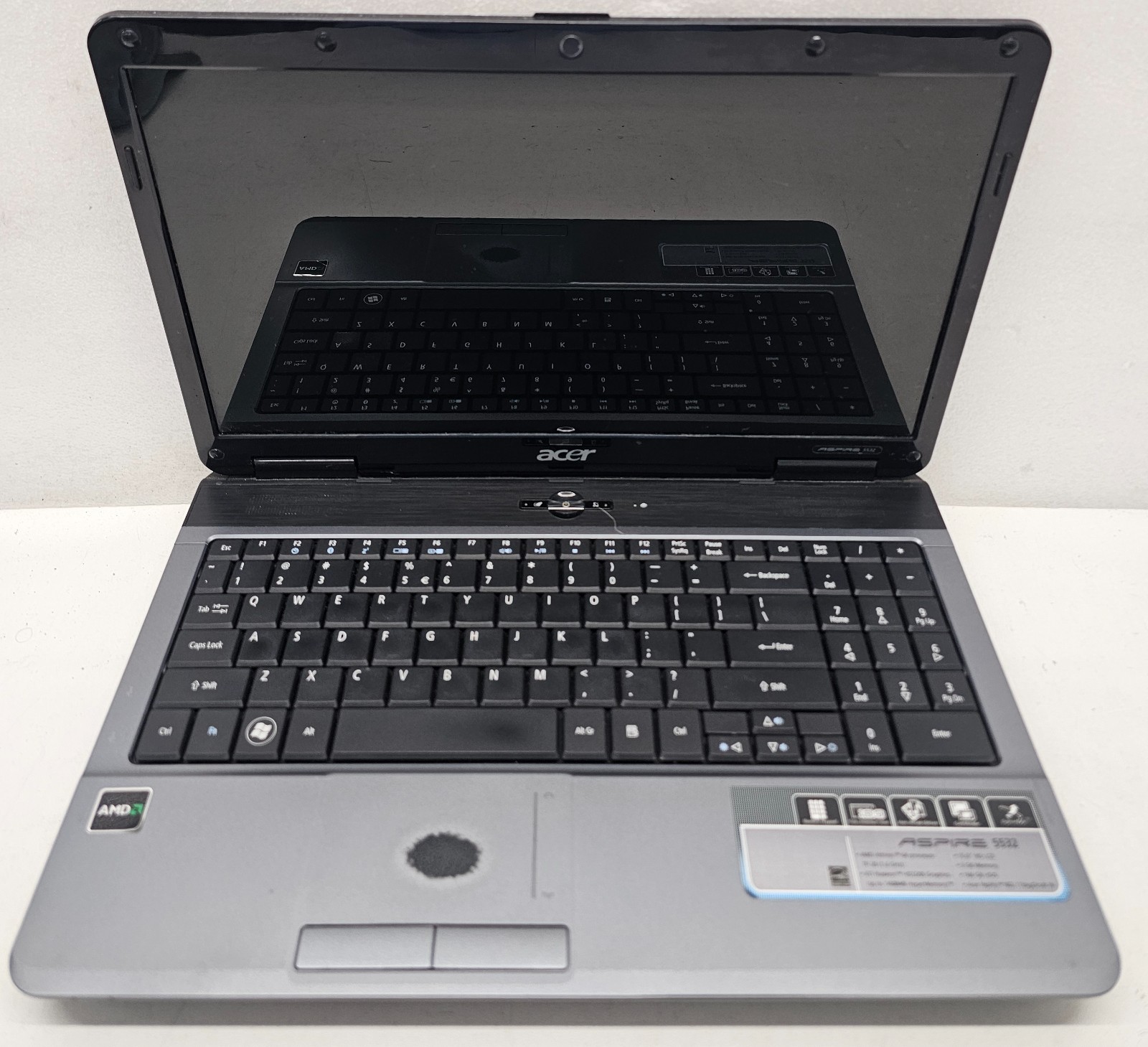 Acer Aspire 5532-5535 15.6″ Laptop AMD Athlon 64 TF-20 NO RAM/HD/OS/POWER (FL)