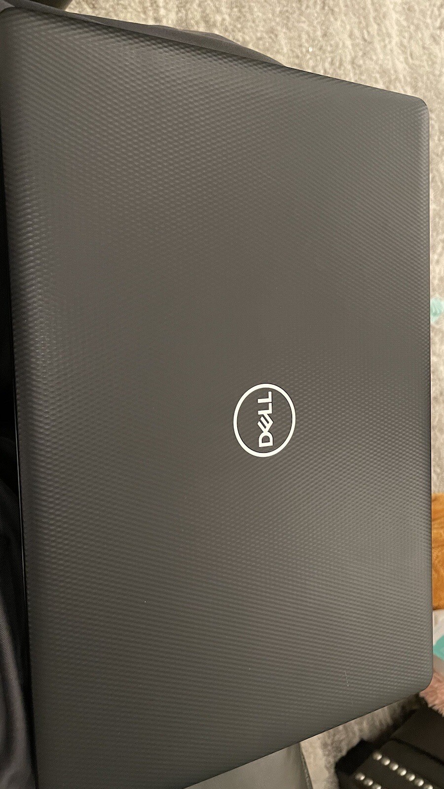 15.6″ Dell 3593 10th Gen Intel Core i5-1035G1 16GB RAM 256GB SSD Win 10