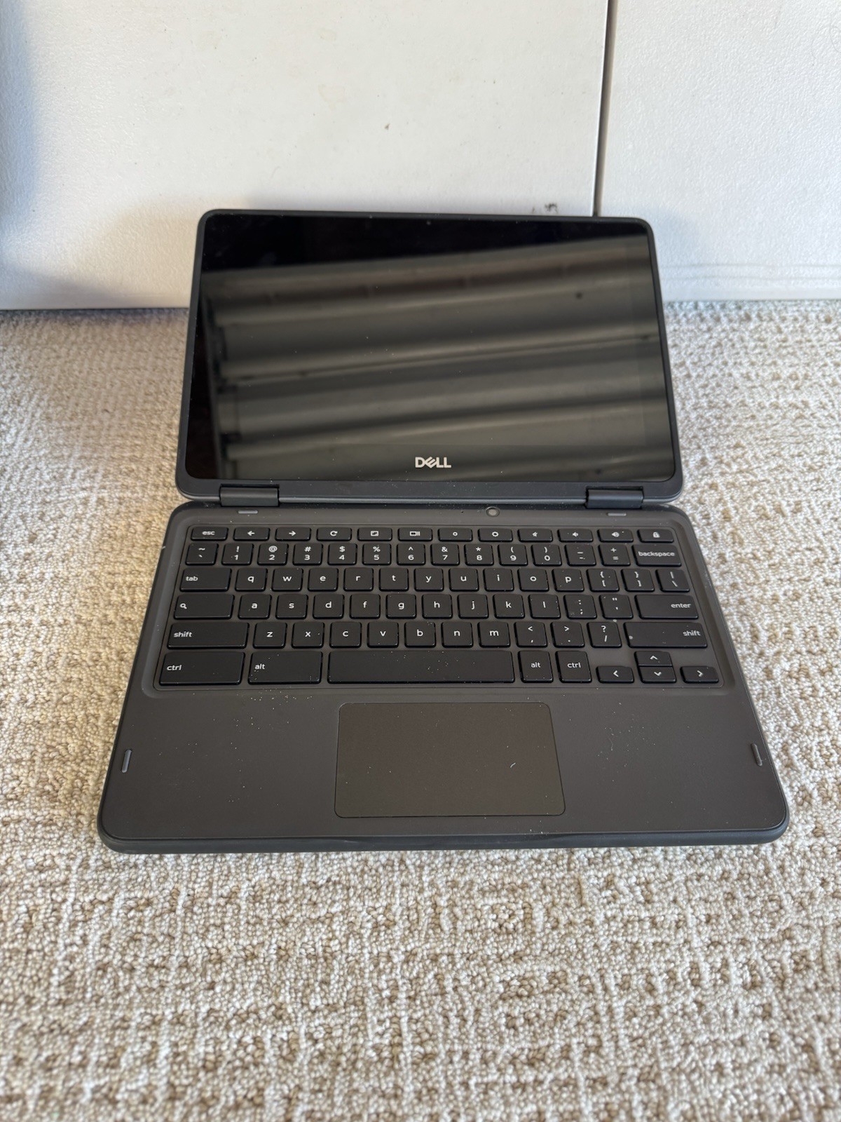 Samsung 12.2 in. 2-in-1 Chromebook And 2 Other Tablets Lot Of 3