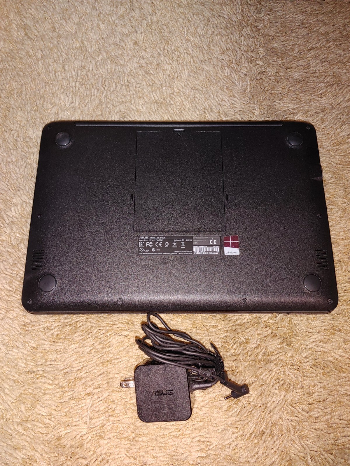 USED ASUS Laptop E402M HDD: 32GB PROC: 2.58 GHz Intel BYT-M 2 Core 2840 RAM: 2GB