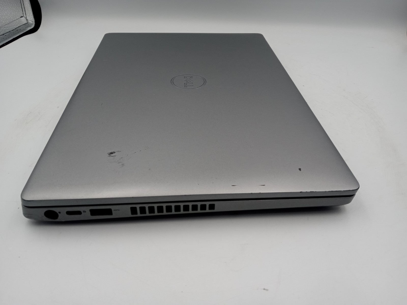 Dell Latitude 5410 14″ Touchscreen i5-10210U 4GB RAM 256GB SSD Win11 – READ -RR